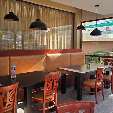 таунхаус с шикарной террасой Apartment *