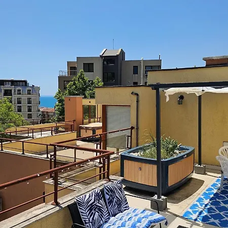 Apartament таунхаус с шикарной террасой *