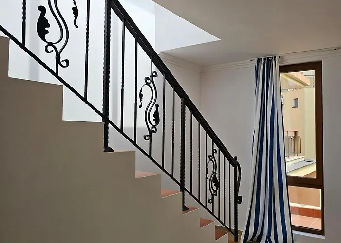 таунхаус с шикарной террасой Апартамент *