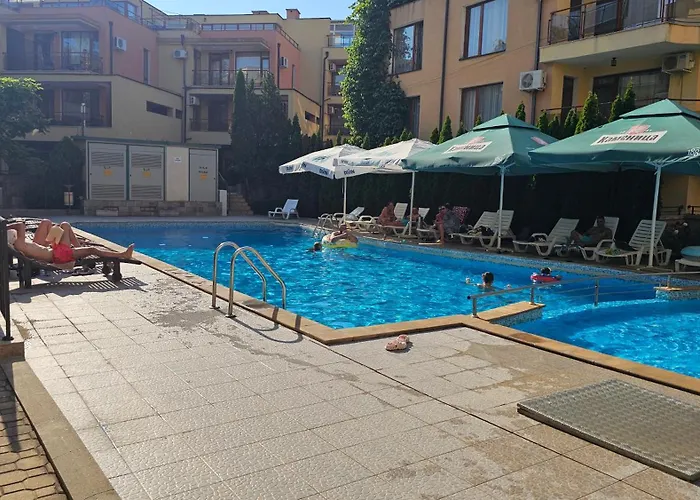 Апартамент таунхаус с шикарной террасой